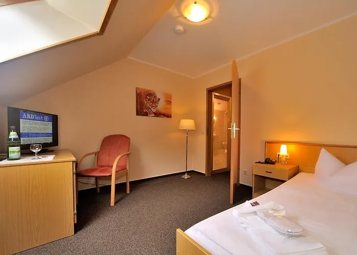 Waldhotel 바트비브라