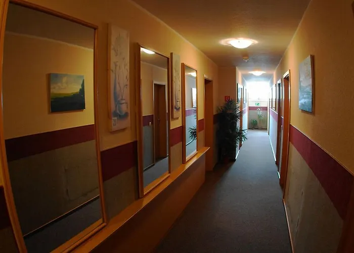 Waldhotel 호텔 바트비브라